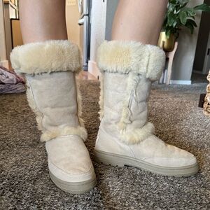 UGG Boots Sundance II High Faux Fur Boots sz 8